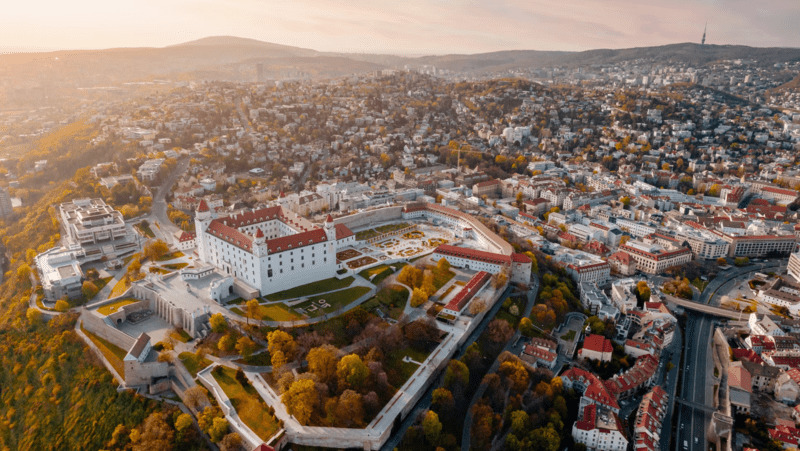 Bratislavský hrad z vtáčej perspektívy